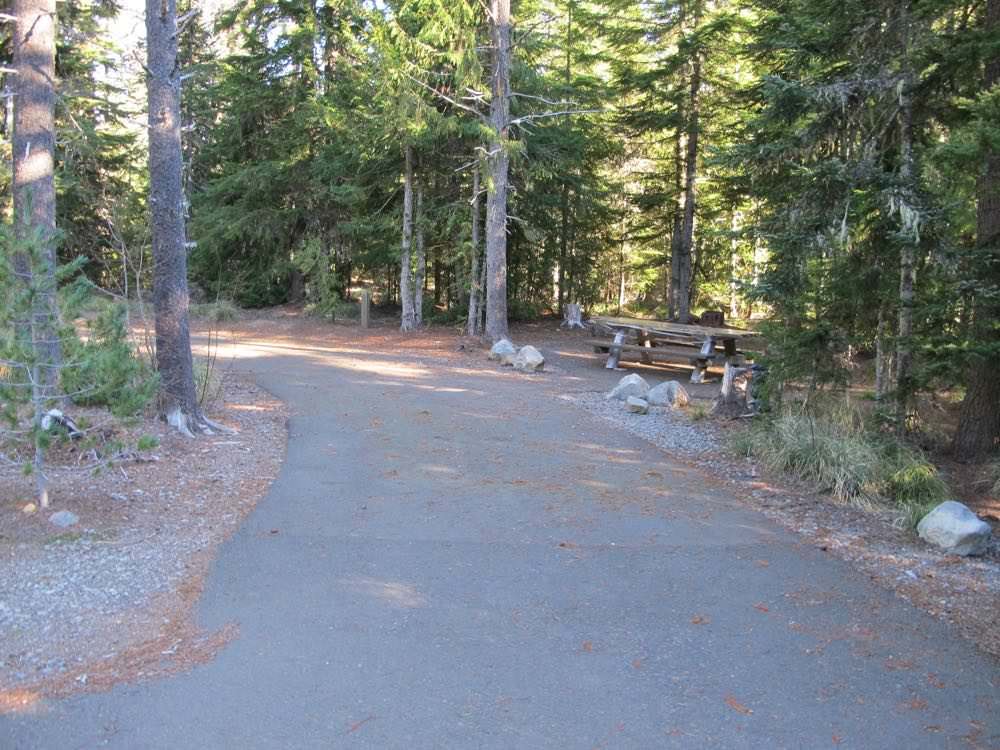 Trillium Lake Campground - Mount Hood, Oregon