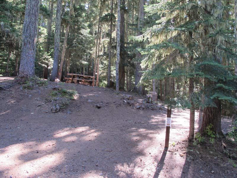 Hideaway Lake Campground Oregon