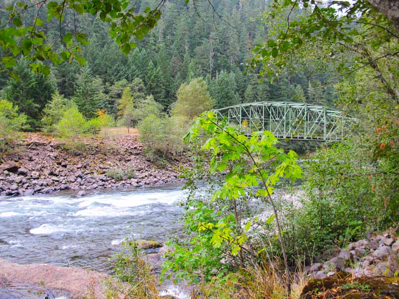 Carter Bridge Campground, Clackamas River, Oregon - Mt. Hood National ...